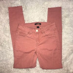 pink skinny jeans